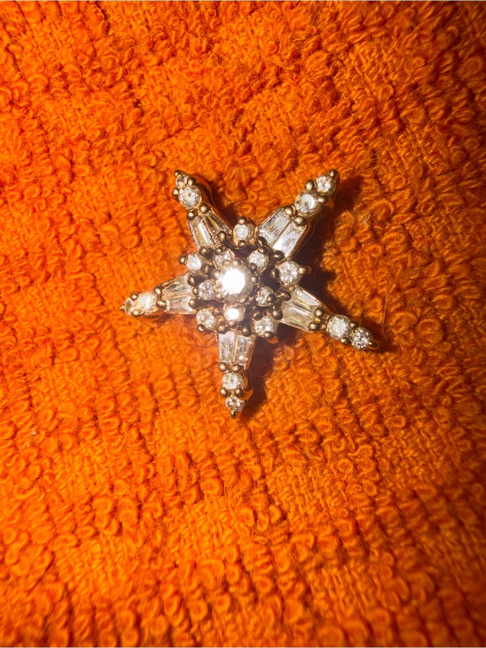Vintage 14K Yellow Gold Diamond Star Pendant 2.7g Round & Baguette Diamonds